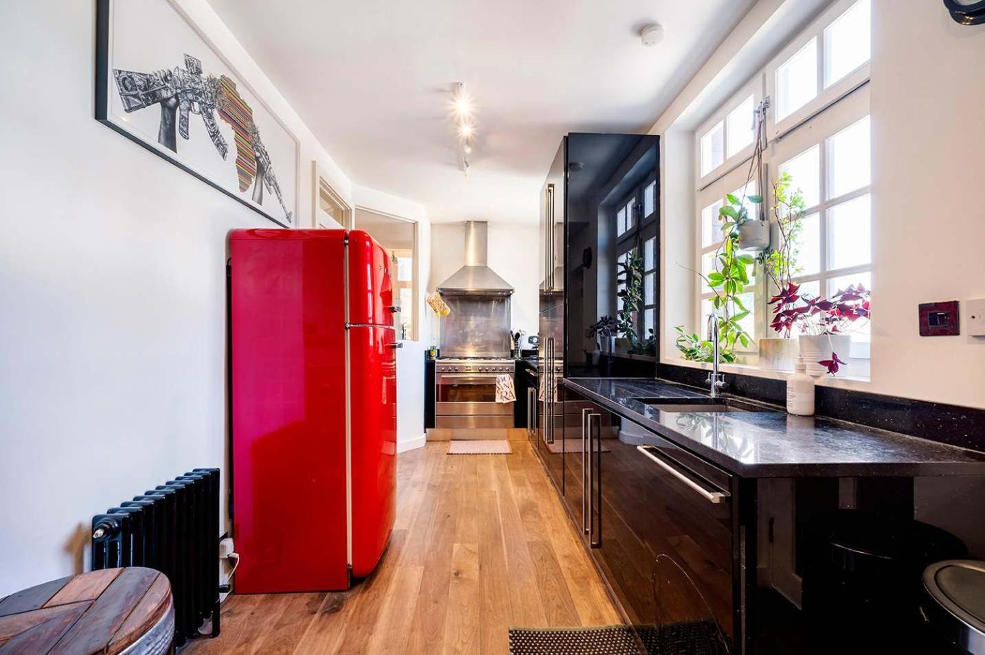 The Writers Light- 2 Bed Shoreditch Apartment London