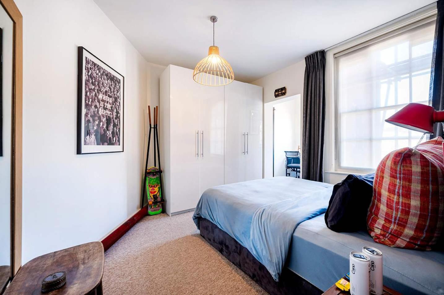 The Writers Light- 2 Bed Shoreditch Apartment London